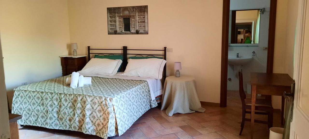 Agriturismo Villino Bellavista スポレート エクステリア 写真