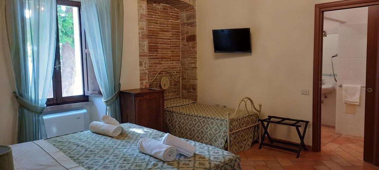 Agriturismo Villino Bellavista スポレート エクステリア 写真