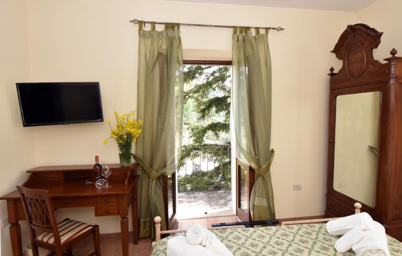 Agriturismo Villino Bellavista スポレート エクステリア 写真