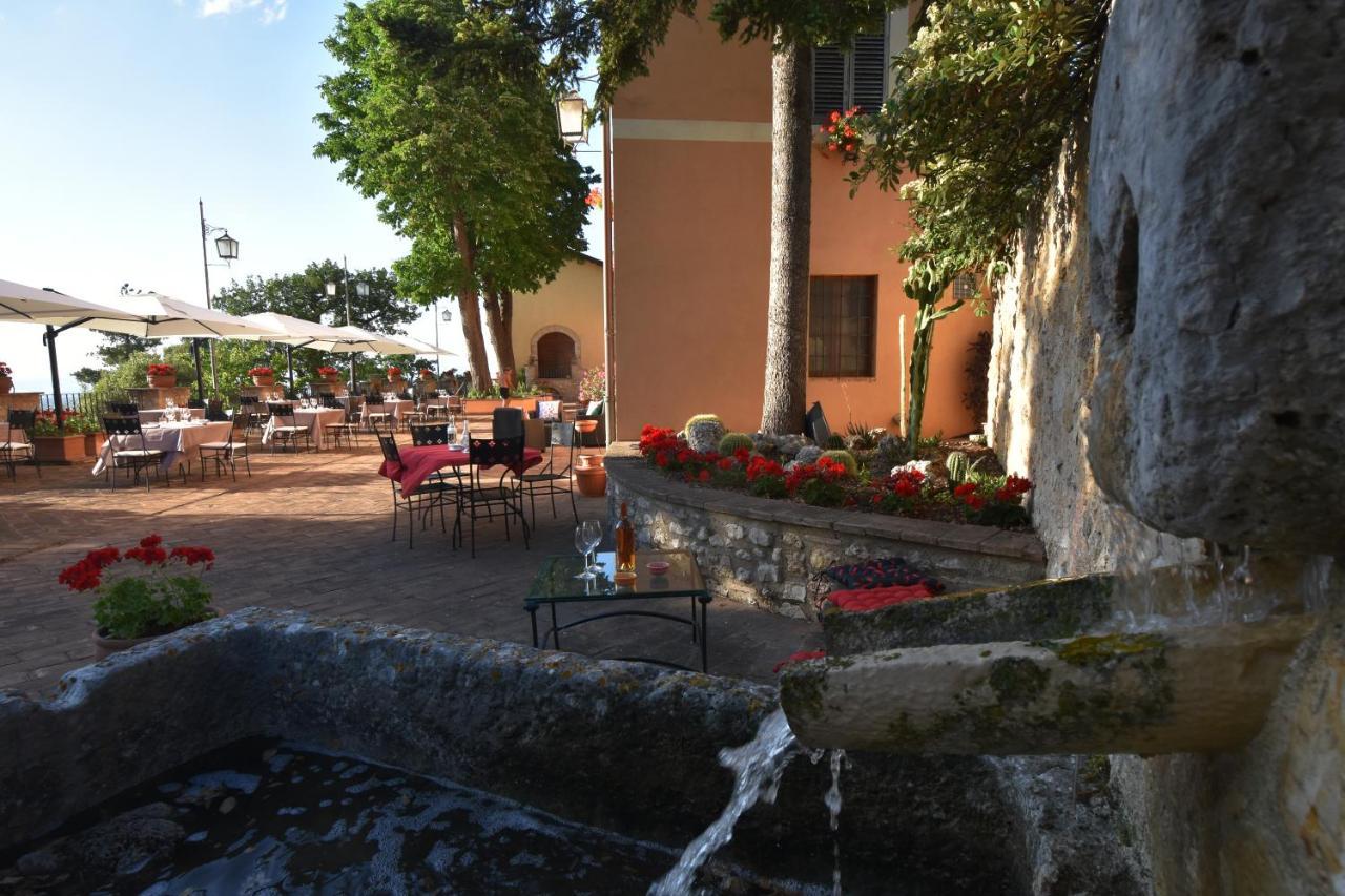 Agriturismo Villino Bellavista スポレート エクステリア 写真