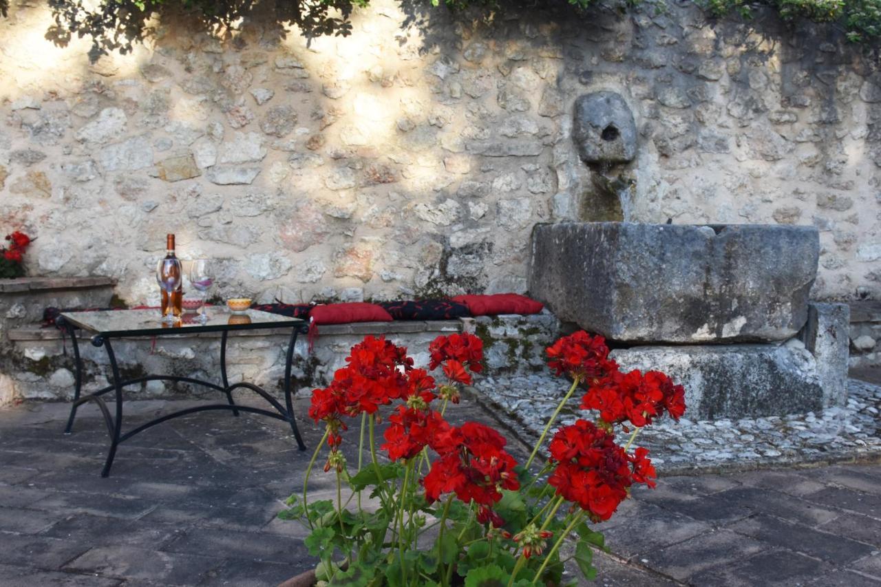 Agriturismo Villino Bellavista スポレート エクステリア 写真