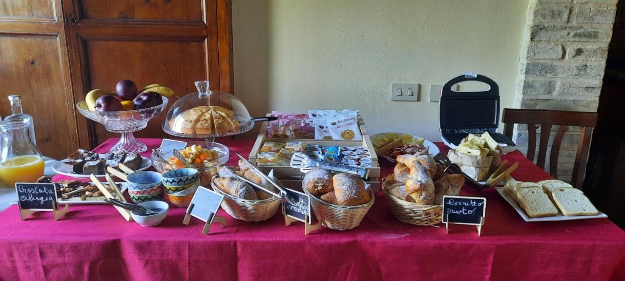 Agriturismo Villino Bellavista スポレート エクステリア 写真