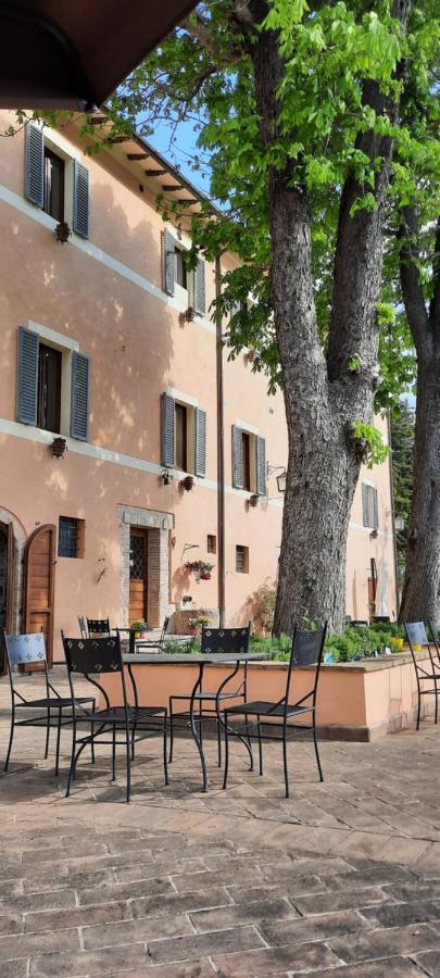 Agriturismo Villino Bellavista スポレート エクステリア 写真